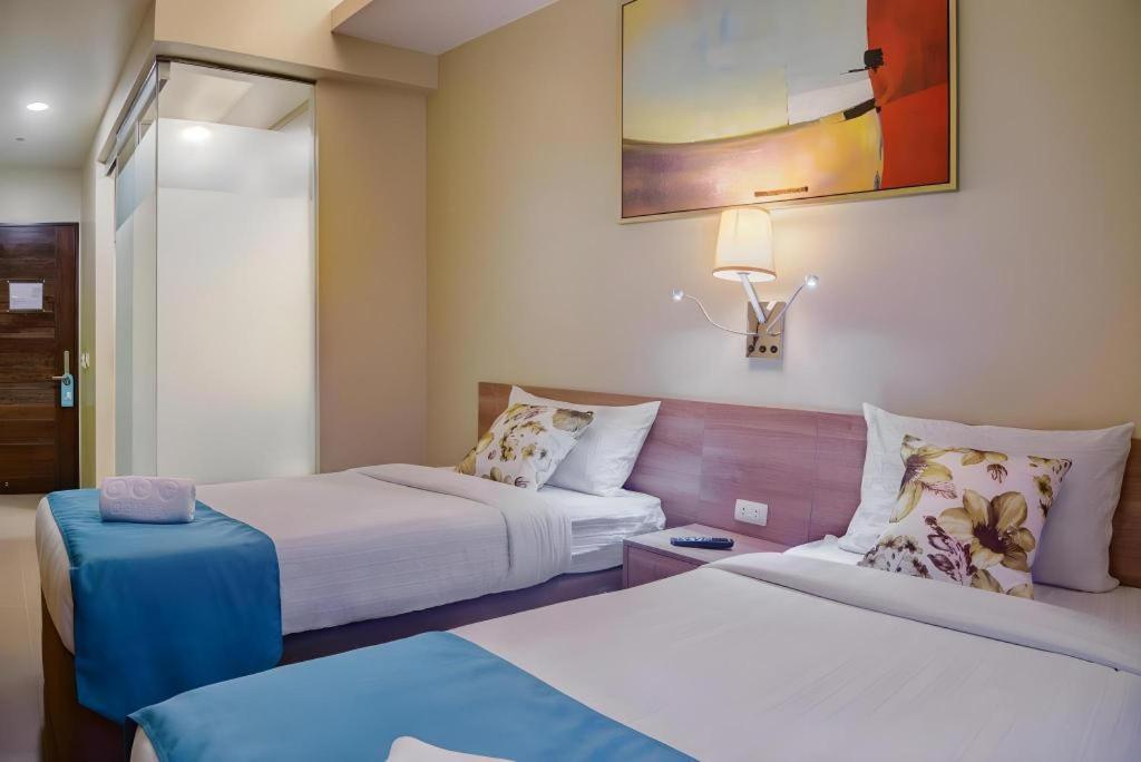 Abc Hotel Cebu Exterior photo