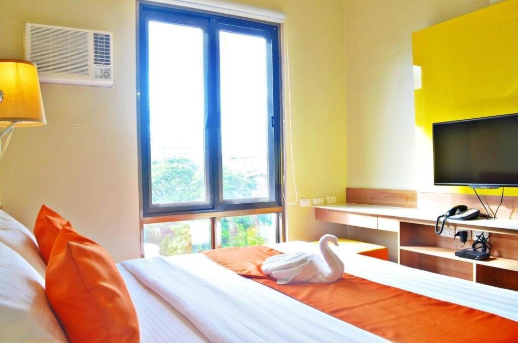 Abc Hotel Cebu Exterior photo